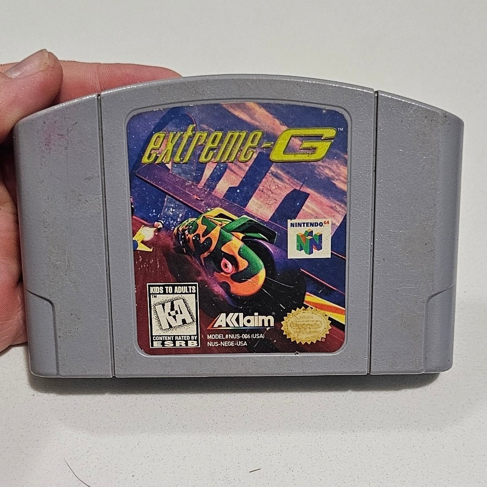 Extreme-G Nintendo 64 N64 Video Game Cartridge NUS-006 USA Acclaim Racing